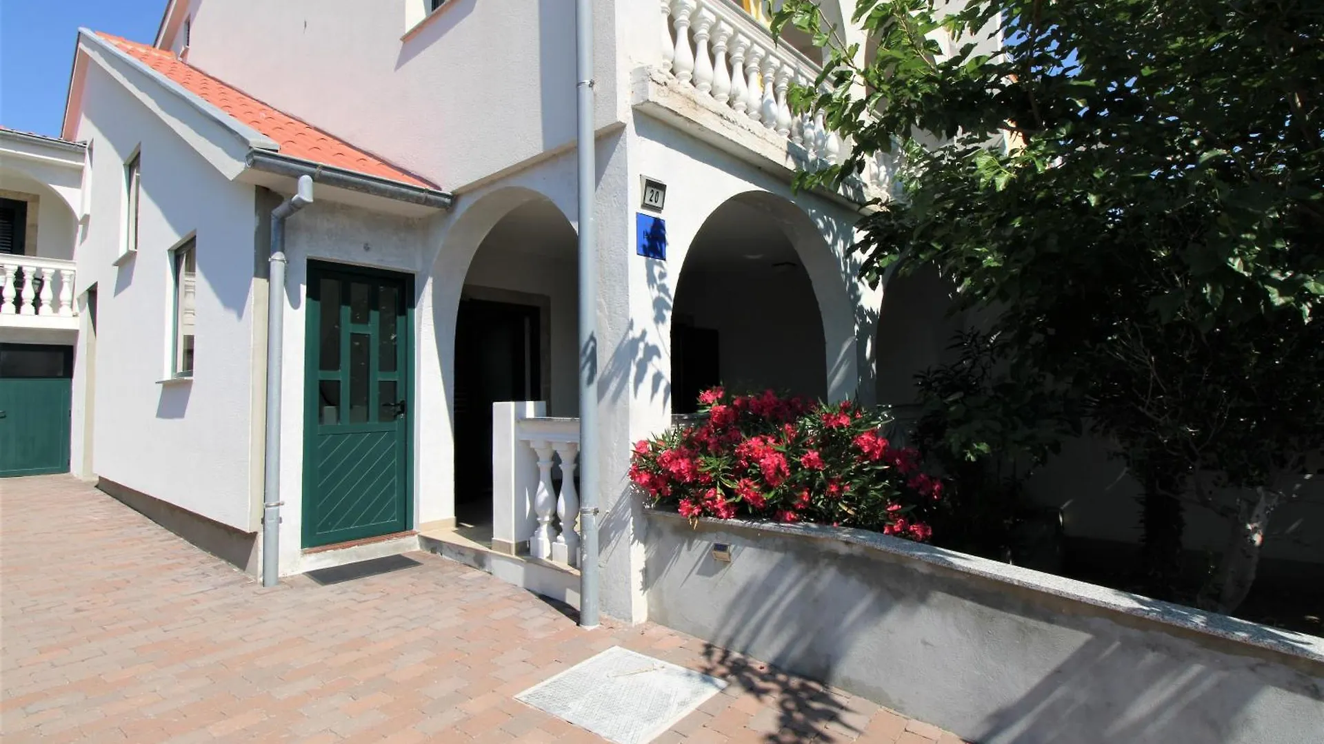 Apartments Frideric Pag Town